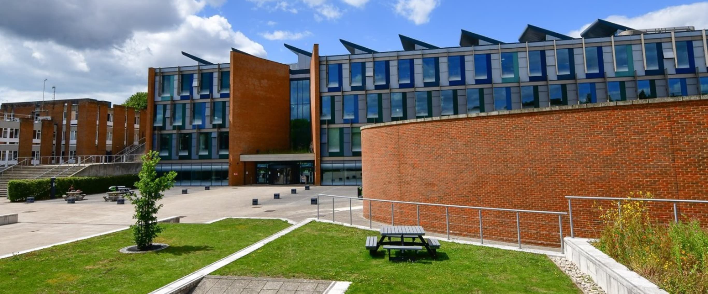 partner image